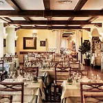 מלון Stella Maris 4*