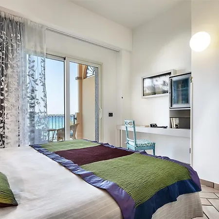 ホテル Stella Maris